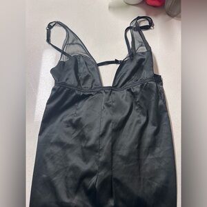 Victoria’s Secret sleep gown